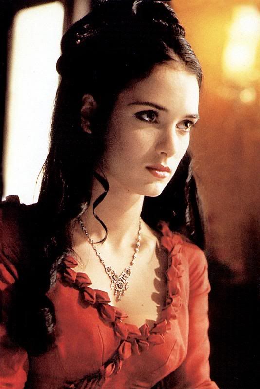 mina harker inspo